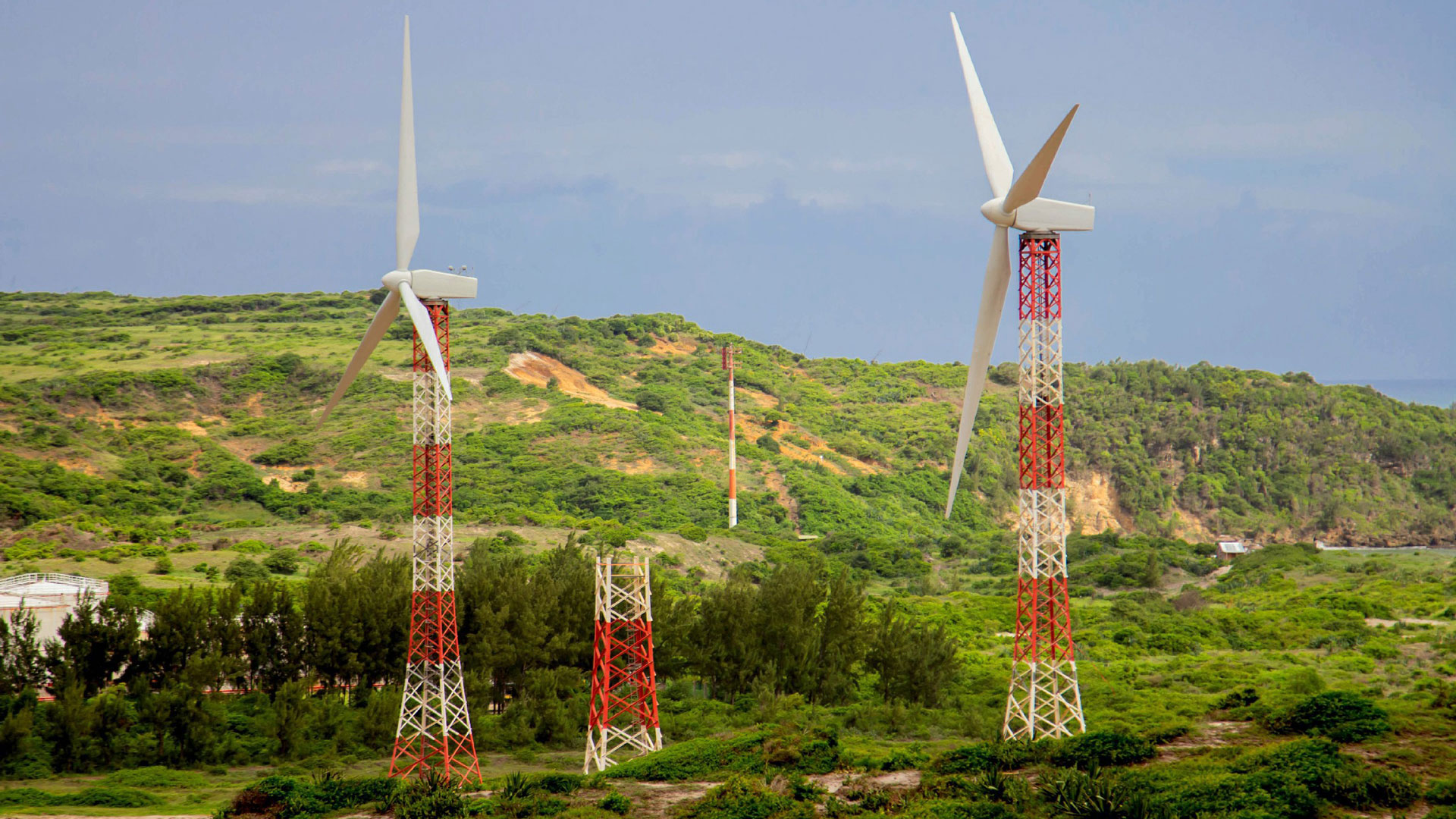 Wind plant under construction