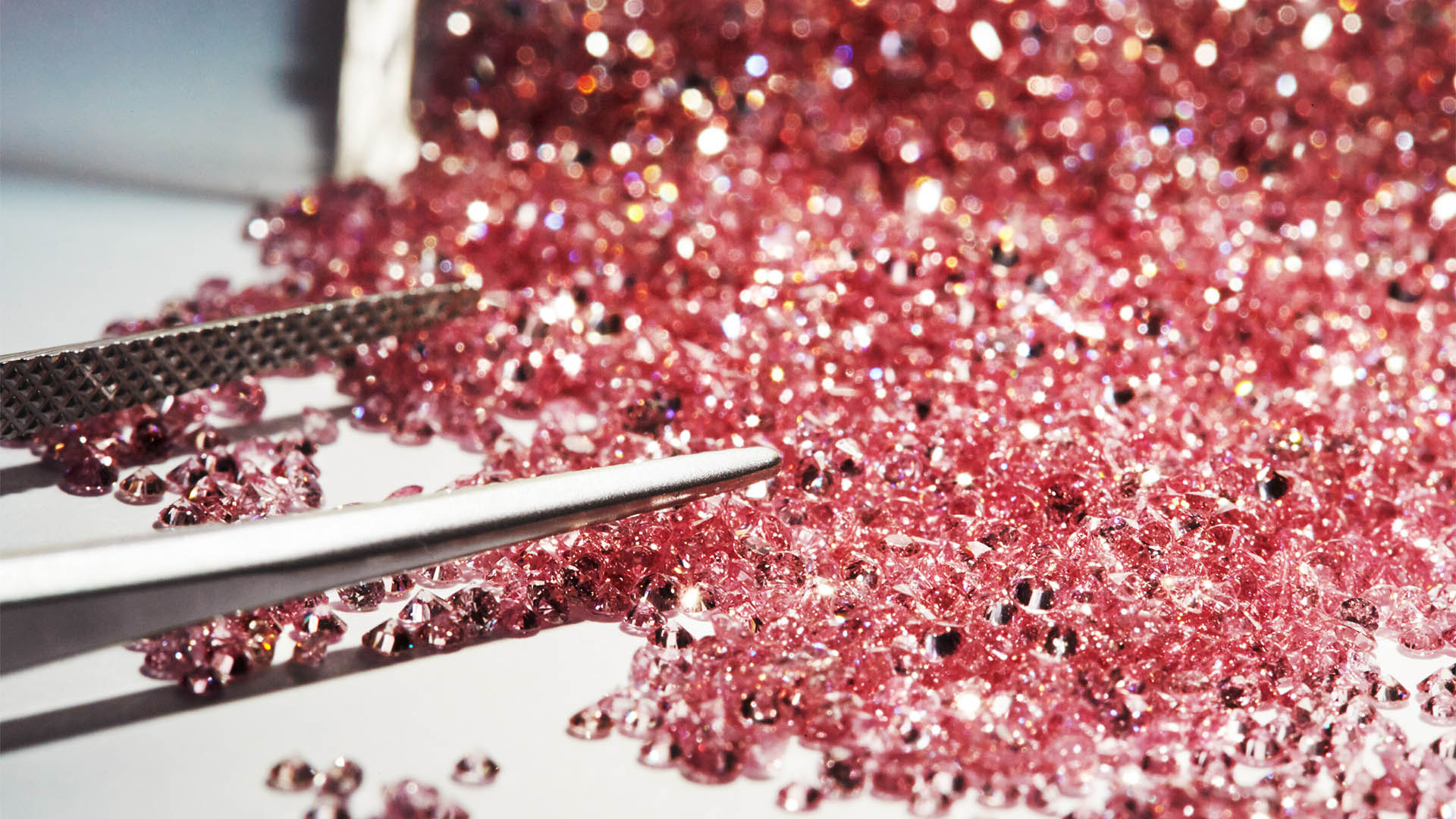 Argyle Everlastings pink diamonds