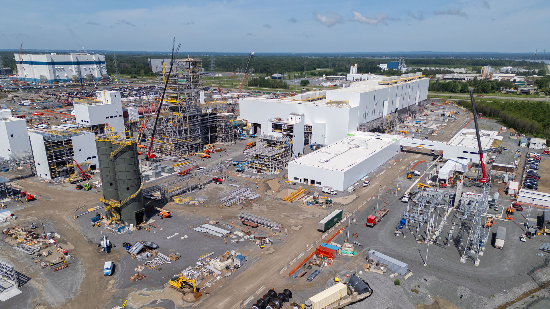 Nemaska Lithium est un projet de développement entièrement intégré visant la transformation de spodumène en hydroxyde de lithium au Québec