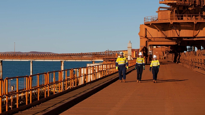 Dampier port